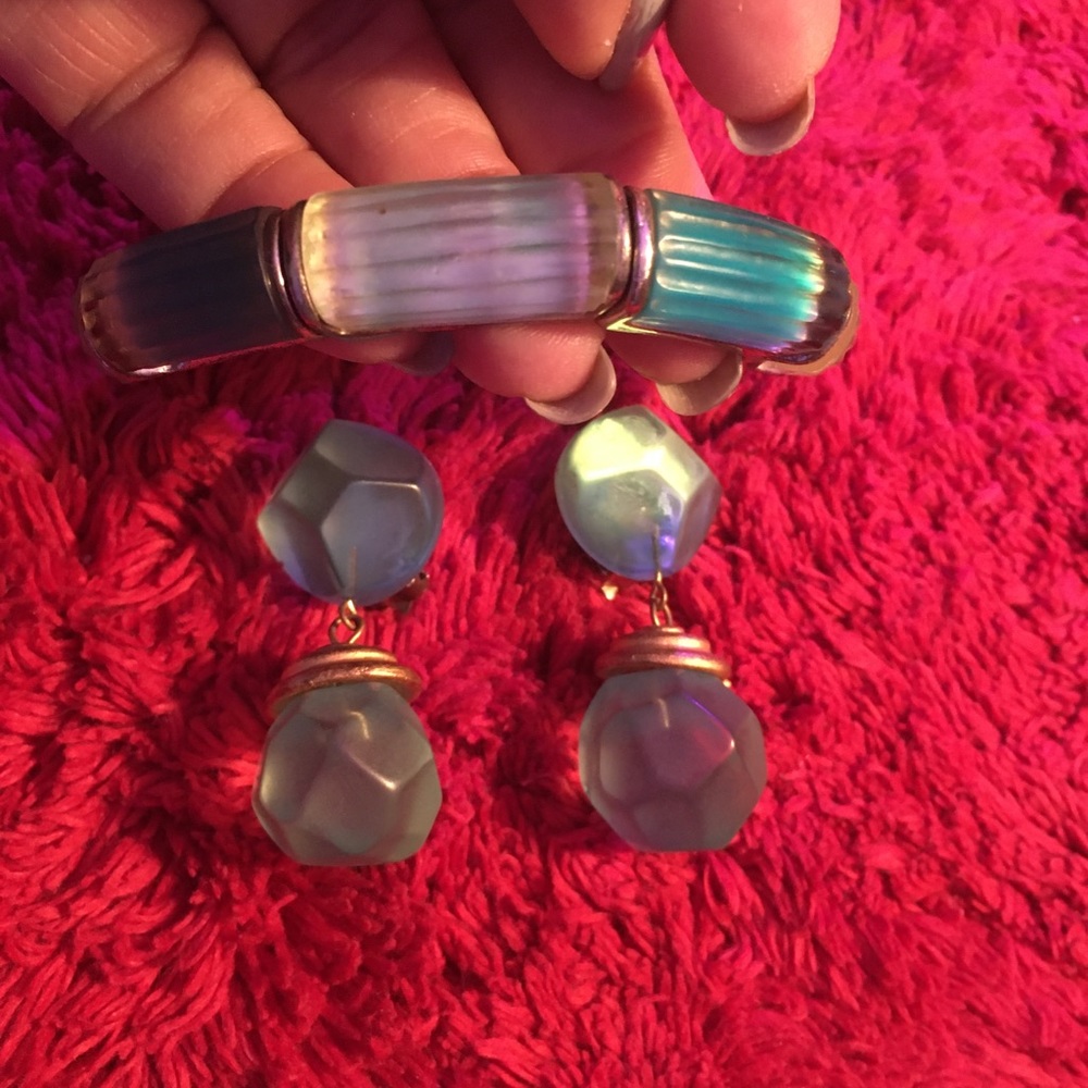 Vintage Mid-Century Ear Bobbles - Picture 3 of 5